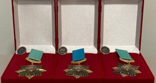 قلادة الدرع تمنح للشخصيات الأكثر تأثيرا على الصعيد العالمي في مجال حقوق الانسان والحريات العامة